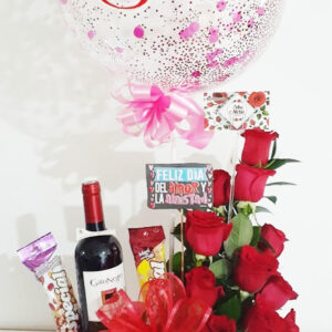 Ancheta vino y rosas para ella.